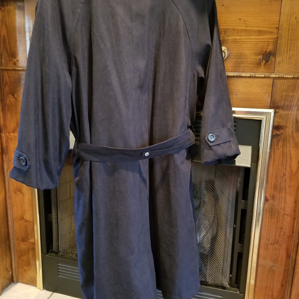 London Fog black trench coat - Picture 3 of 5